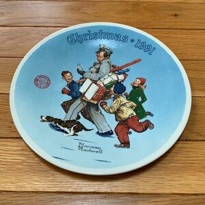 1991 Norman Rockwell “Santa’s Helper” Limited Edition Christmas Plate